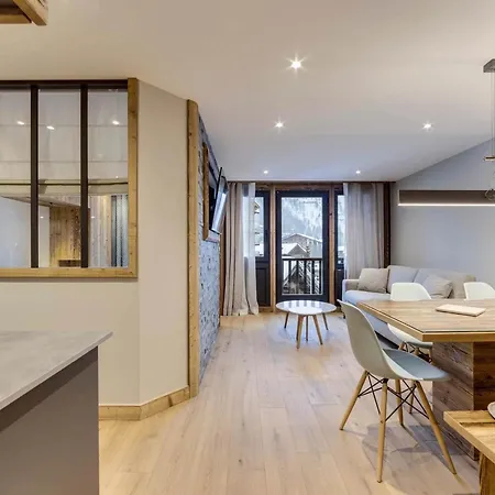 Appartement Renove Avec Balcon - 4 Pers, Vue Bellevarde