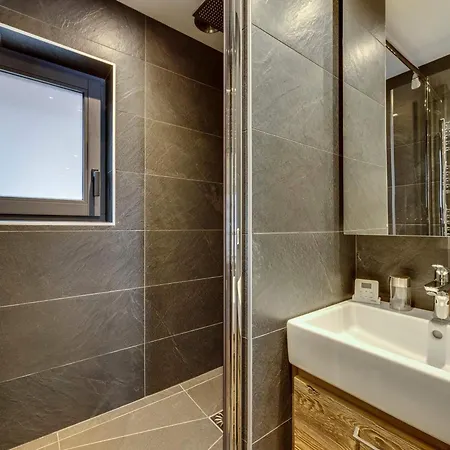 Appartement Renove Avec Balcon - 4 Pers, Vue Bellevarde *